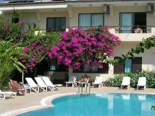 Maxin Apartment *